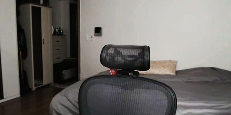 AES01 Kehidupan Kuliah Online.