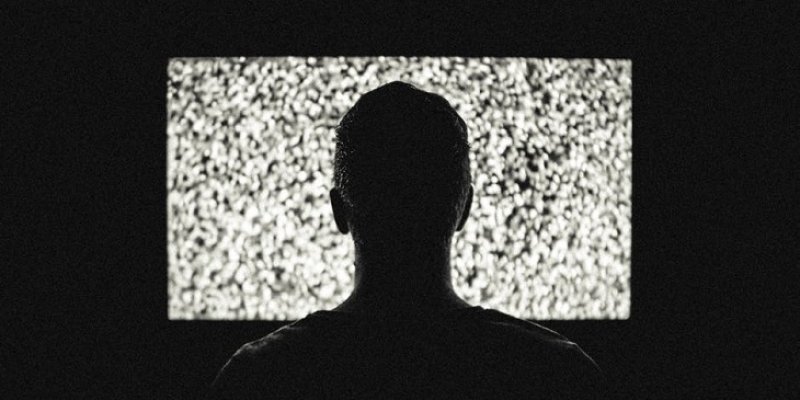 AES102 The Parasocial Problem