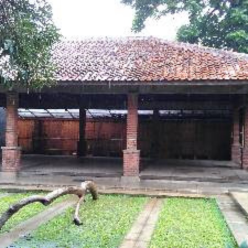 AES003 Berapa Jumlah Toilet di Sekolah? 
